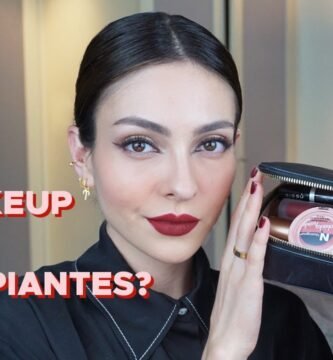 ¿Qué debo comprar para maquillarse por primera vez?