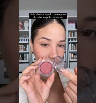 cómo lograr un look natural con maquillaje para zona t reactiva